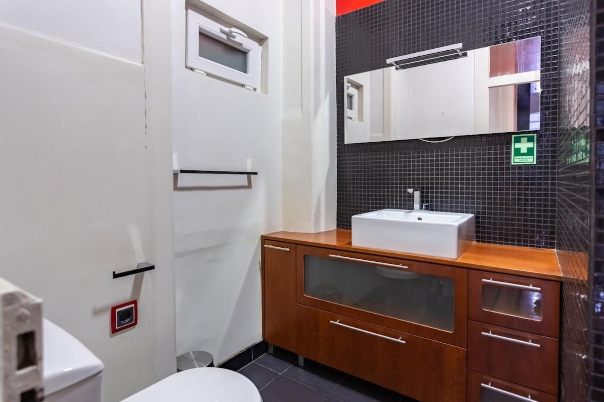 Bright 2 Bedroom Apt 100M From Av. Liberdade Lisboa Exterior foto